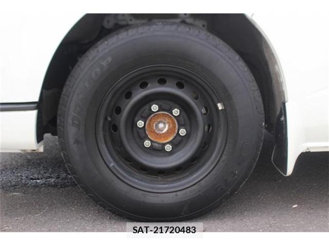 Toyota HIACE VAN 2021-04 8780471-23