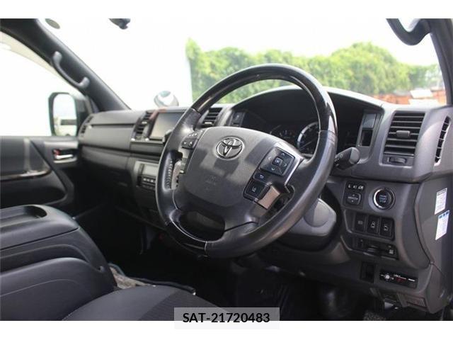 Toyota HIACE VAN 2021-04 8780471-26
