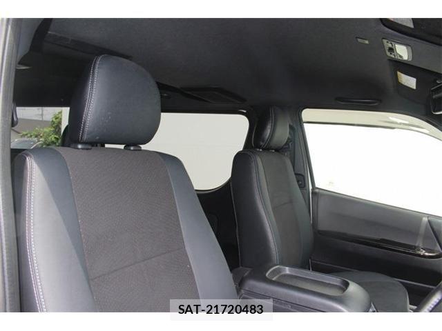 Toyota HIACE VAN 2021-04 8780471-27