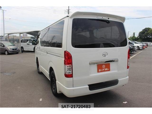 Toyota HIACE VAN 2021-04 8780471-6