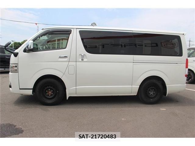 Toyota HIACE VAN 2021-04 8780471-7