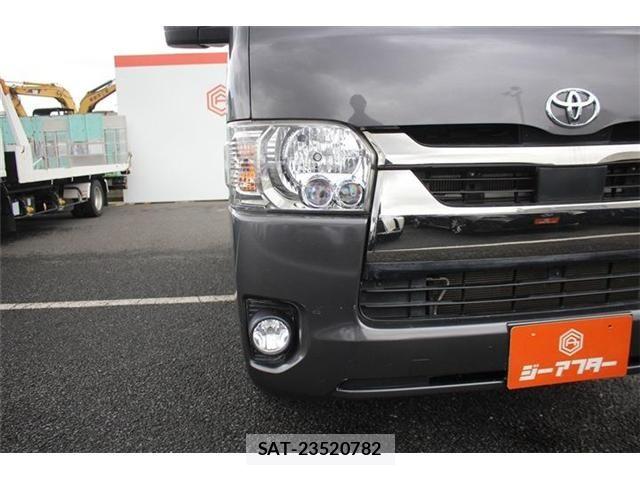 Toyota HIACE VAN 2020-07 8849241-12