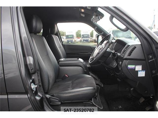 Toyota HIACE VAN 2020-07 8849241-18