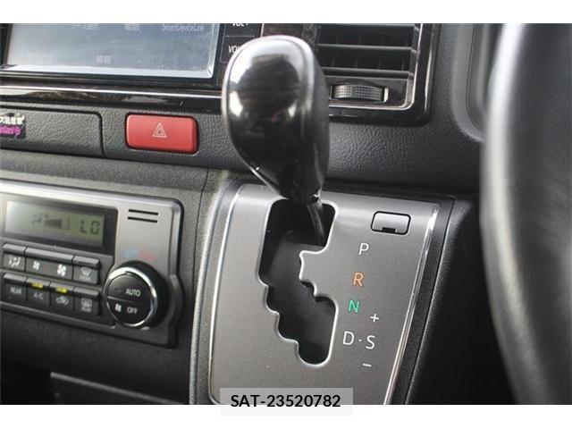 Toyota HIACE VAN 2020-07 8849241-22