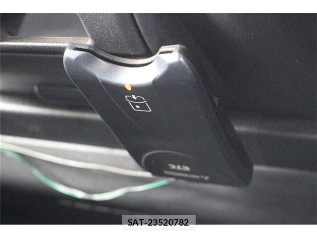 Toyota HIACE VAN 2020-07 8849241-3