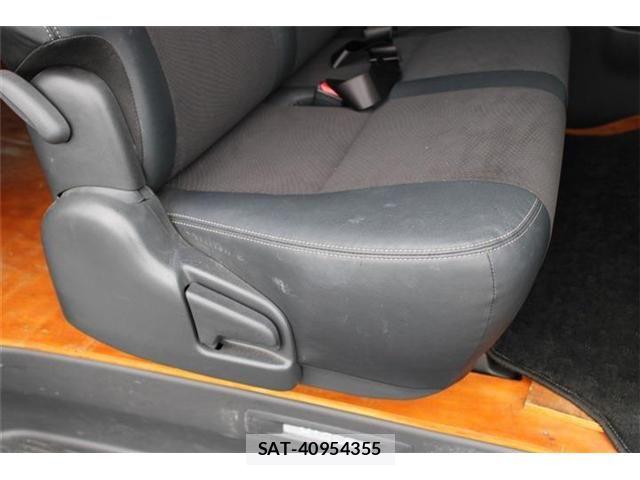 Toyota HIACE VAN 2025-07 8849236-22