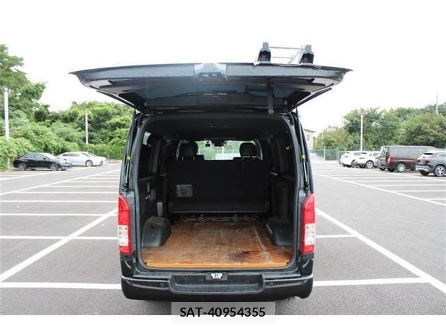 Toyota HIACE VAN 2025-07 8849236-24