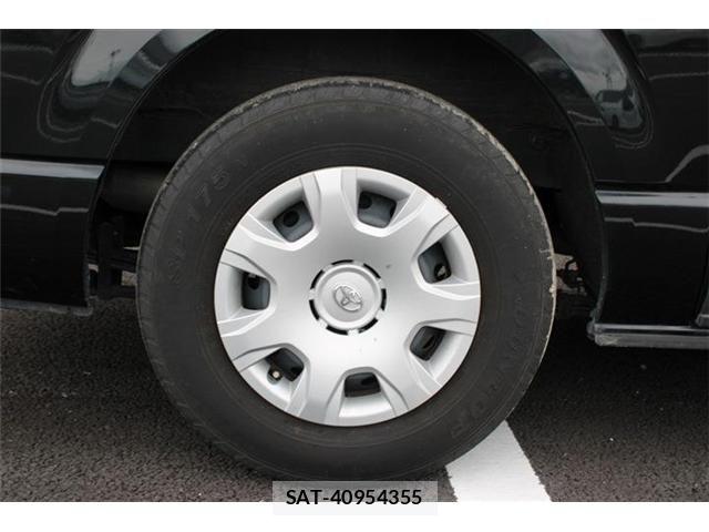 Toyota HIACE VAN 2025-07 8849236-27