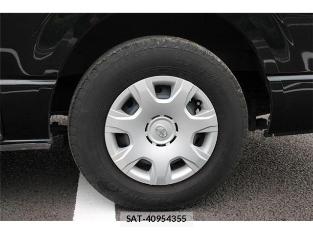 Toyota HIACE VAN 2025-07 8849236-28