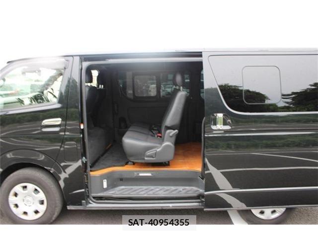 Toyota HIACE VAN 2025-07 8849236-29