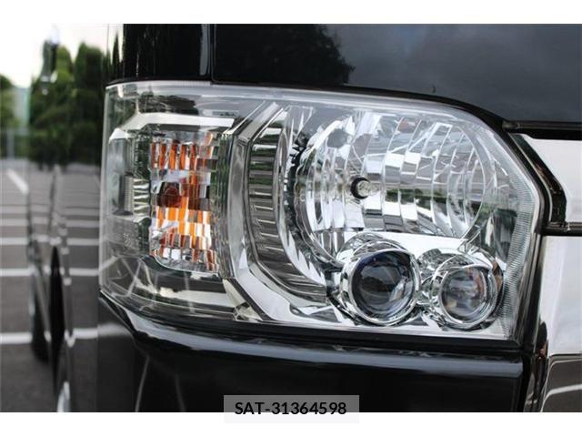 Toyota HIACE VAN 2021-01 8840998-10