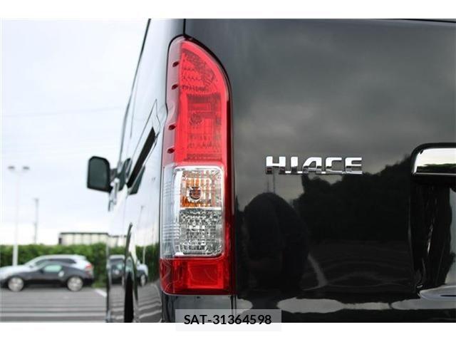 Toyota HIACE VAN 2021-01 8840998-18