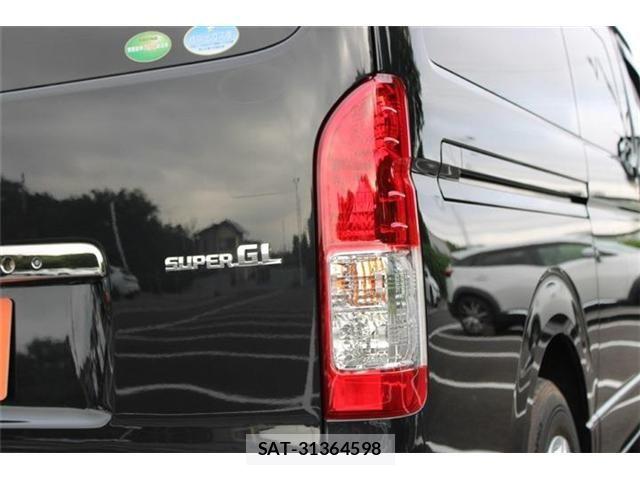 Toyota HIACE VAN 2021-01 8840998-19