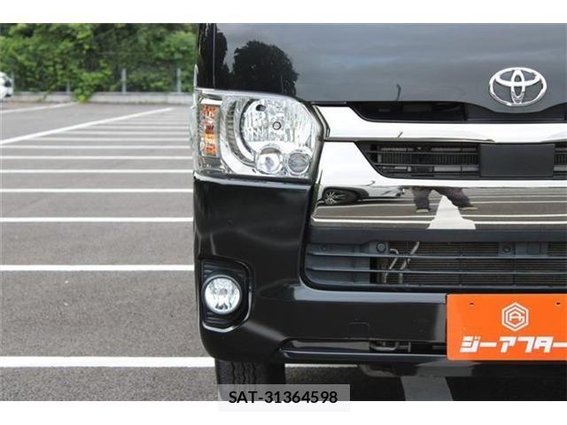 Toyota HIACE VAN 2021-01 8840998-8