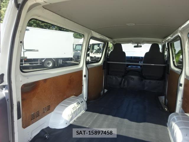 Toyota HIACE VAN 2022-03 8871122-14