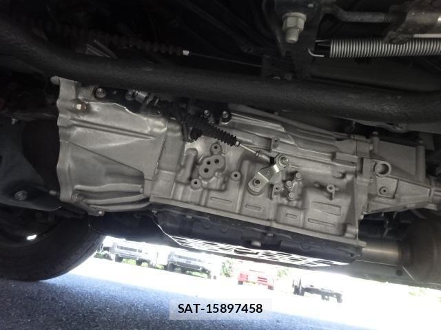 Toyota HIACE VAN 2022-03 8871122-18