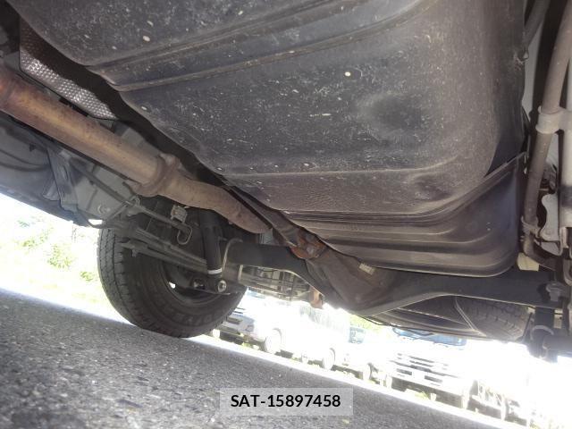 Toyota HIACE VAN 2022-03 8871122-19
