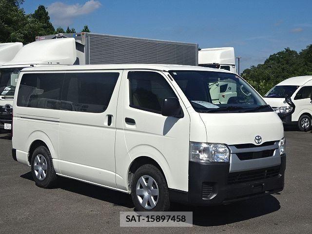 Toyota HIACE VAN 2022-03 8871122-2