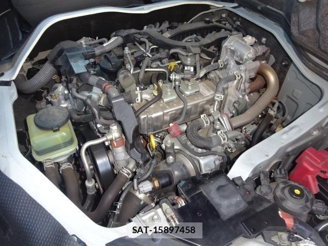 Toyota HIACE VAN 2022-03 8871122-29