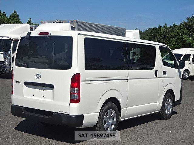 Toyota HIACE VAN 2022-03 8871122-7