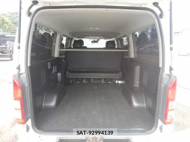 Toyota HIACE VAN 2013-01 8871123-17
