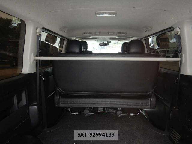 Toyota HIACE VAN 2013-01 8871123-19