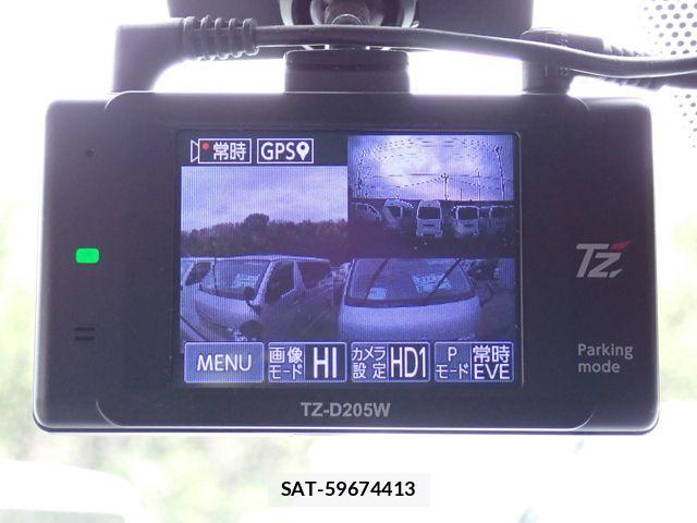 Toyota HIACE VAN 2021-06 3906030-13