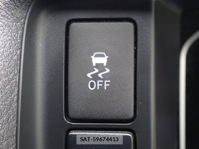 Toyota HIACE VAN 2021-06 3906030-14
