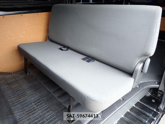 Toyota HIACE VAN 2021-06 3906030-23