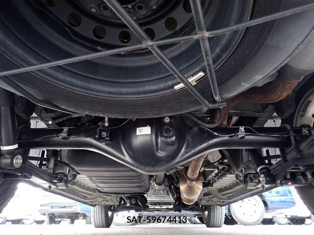 Toyota HIACE VAN 2021-06 3906030-28