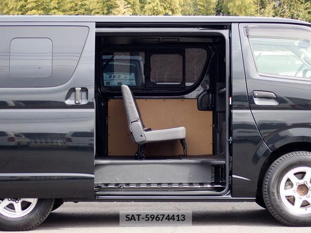 Toyota HIACE VAN 2021-06 3906030-5