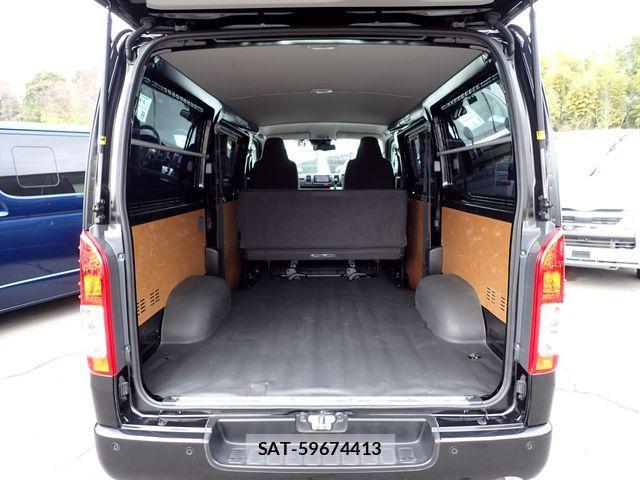 Toyota HIACE VAN 2021-06 3906030-6