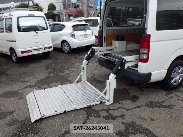 Toyota HIACE VAN 2015-09 1257115-1