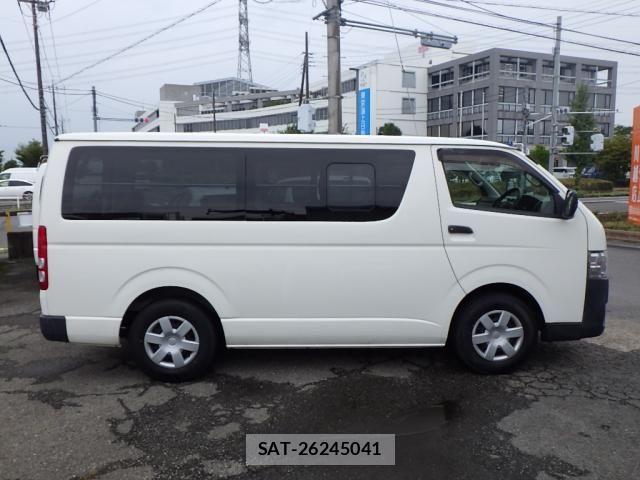 Toyota HIACE VAN 2015-09 1257115-3