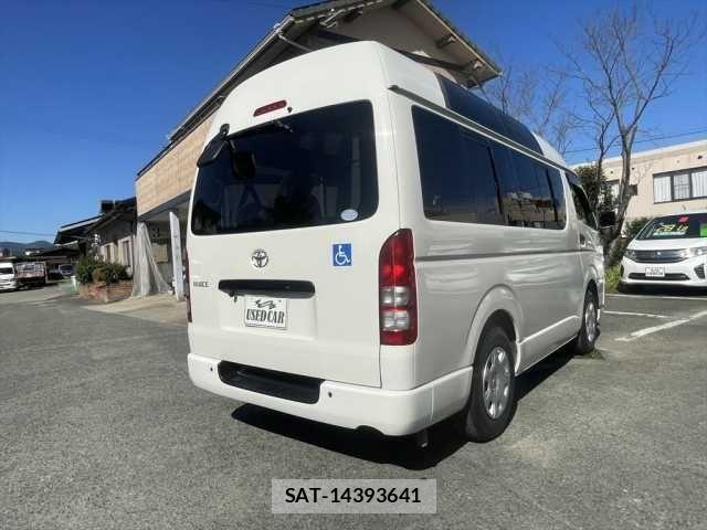 Toyota HIACE VAN 2013-09 1331119-10