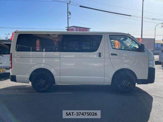 Toyota HIACE VAN 2021-03 3769303-20