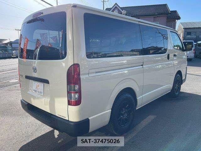 Toyota HIACE VAN 2021-03 3769303-21