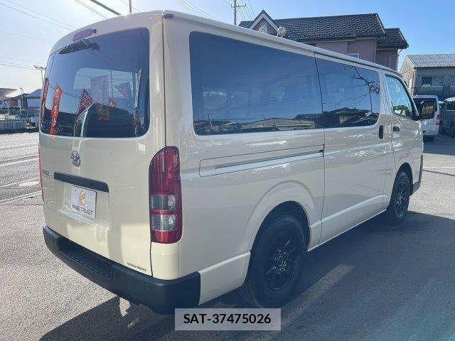 Toyota HIACE VAN 2021-03 3769303-22
