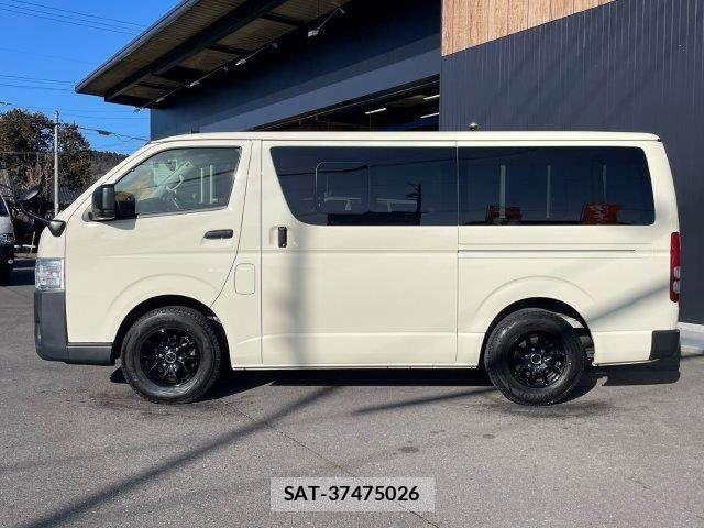 Toyota HIACE VAN 2021-03 3769303-25