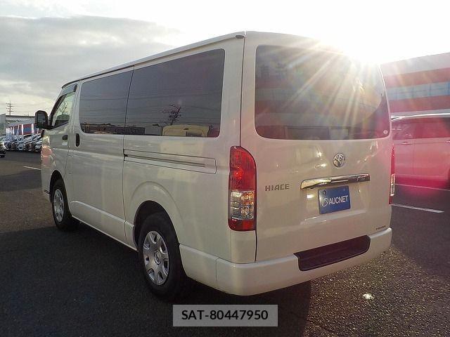 Toyota HIACE VAN 2021-02 4324674-2
