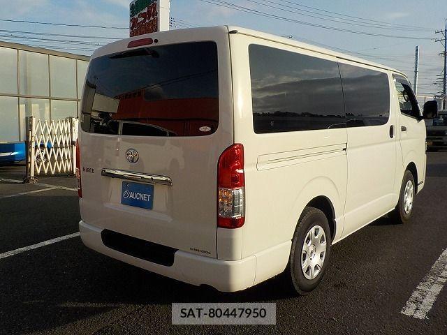 Toyota HIACE VAN 2021-02 4324674-5