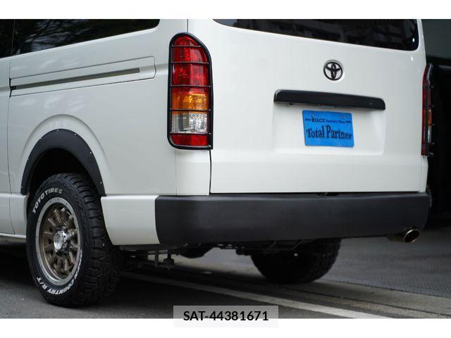 Toyota HIACE VAN 2019-07 522814-14