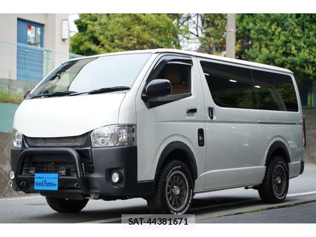 Toyota HIACE VAN 2019-07 522814-1