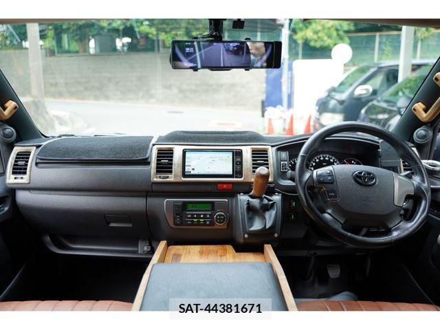 Toyota HIACE VAN 2019-07 522814-19