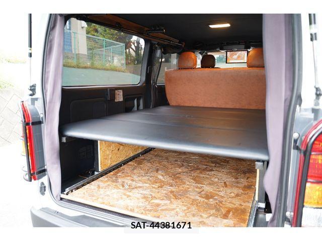 Toyota HIACE VAN 2019-07 522814-26