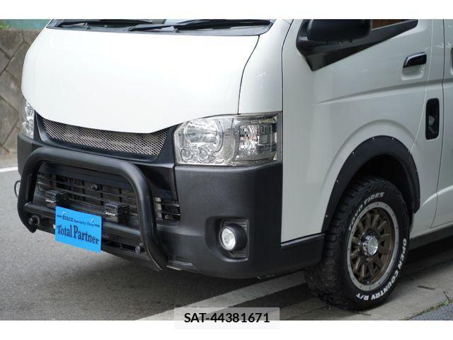 Toyota HIACE VAN 2019-07 522814-2