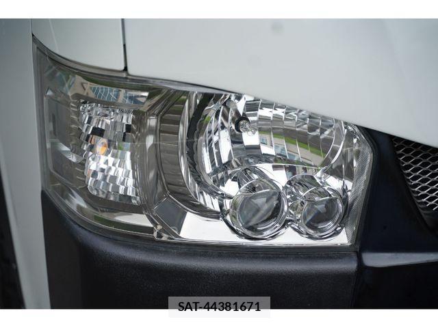 Toyota HIACE VAN 2019-07 522814-8