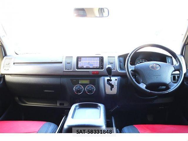 Toyota HIACE VAN 2013-01 531653-2