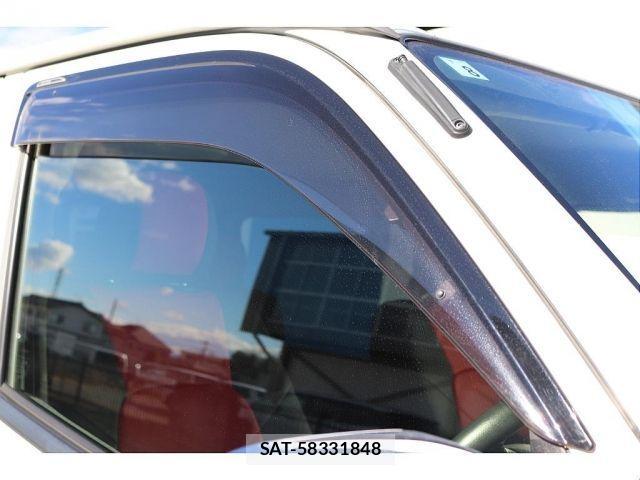 Toyota HIACE VAN 2013-01 531653-8