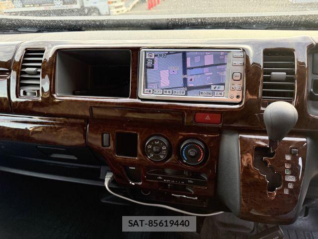 Toyota HIACE VAN 2011-09 866532-11